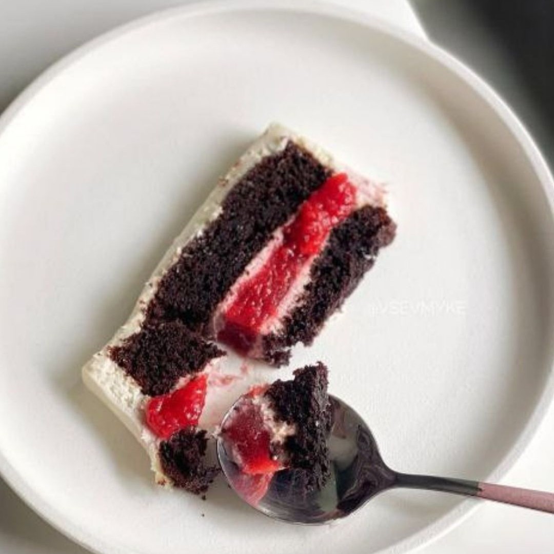 Шоколад - полуниця (Бенто)