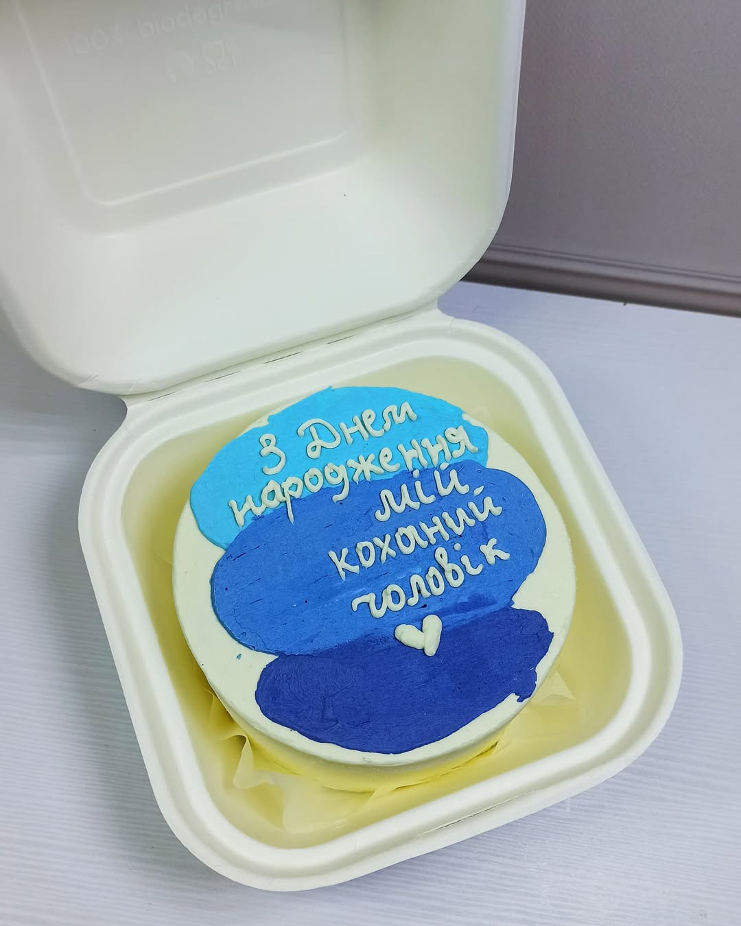 Бенто торт, бенто торт Кривий Ріг, купити бенто торт, порційний торт на замовлення, індивідуальний десерт, невеликий торт, торт для однієї людини, солодкий подарунок Кривий Ріг.