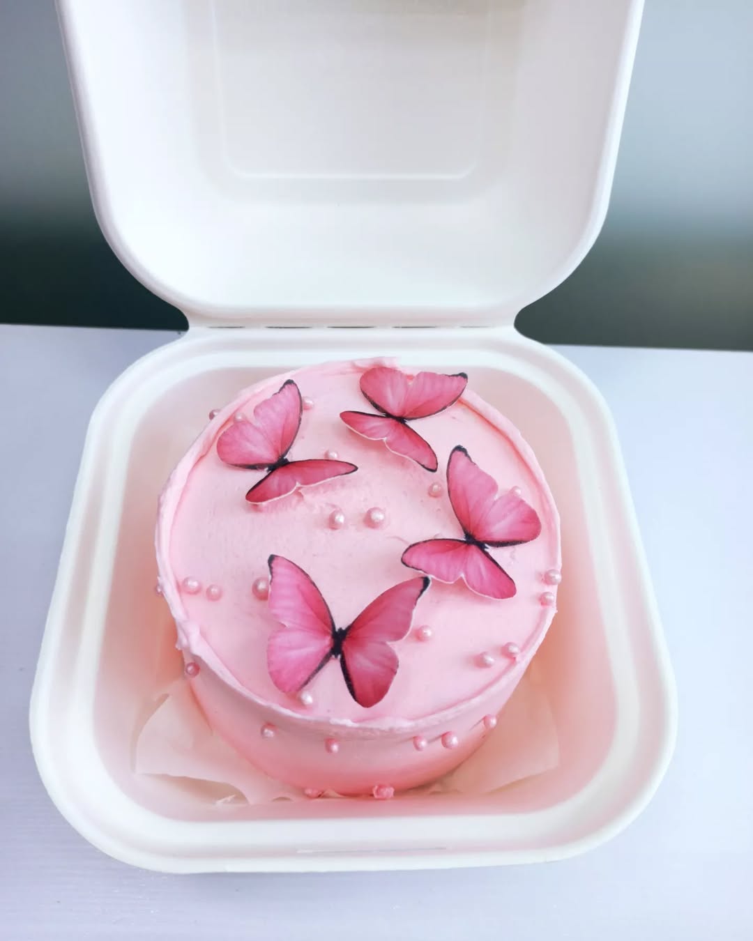 Бенто торт, бенто торт Кривий Ріг, купити бенто торт, порційний торт на замовлення, індивідуальний десерт, невеликий торт, торт для однієї людини, солодкий подарунок Кривий Ріг.