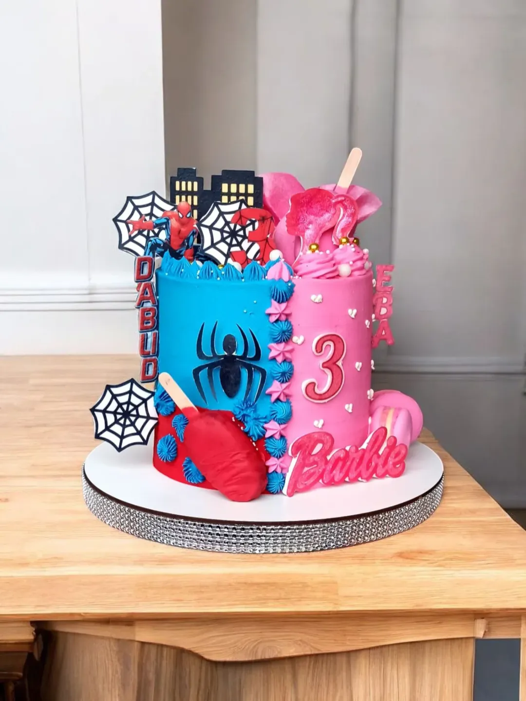 Дитячий торт Кривий Ріг, торт для дітей, святковий торт на замовлення.