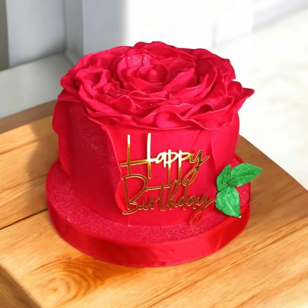 Жіночий торт Кривий Ріг, торт для жінки, торт на замовлення.