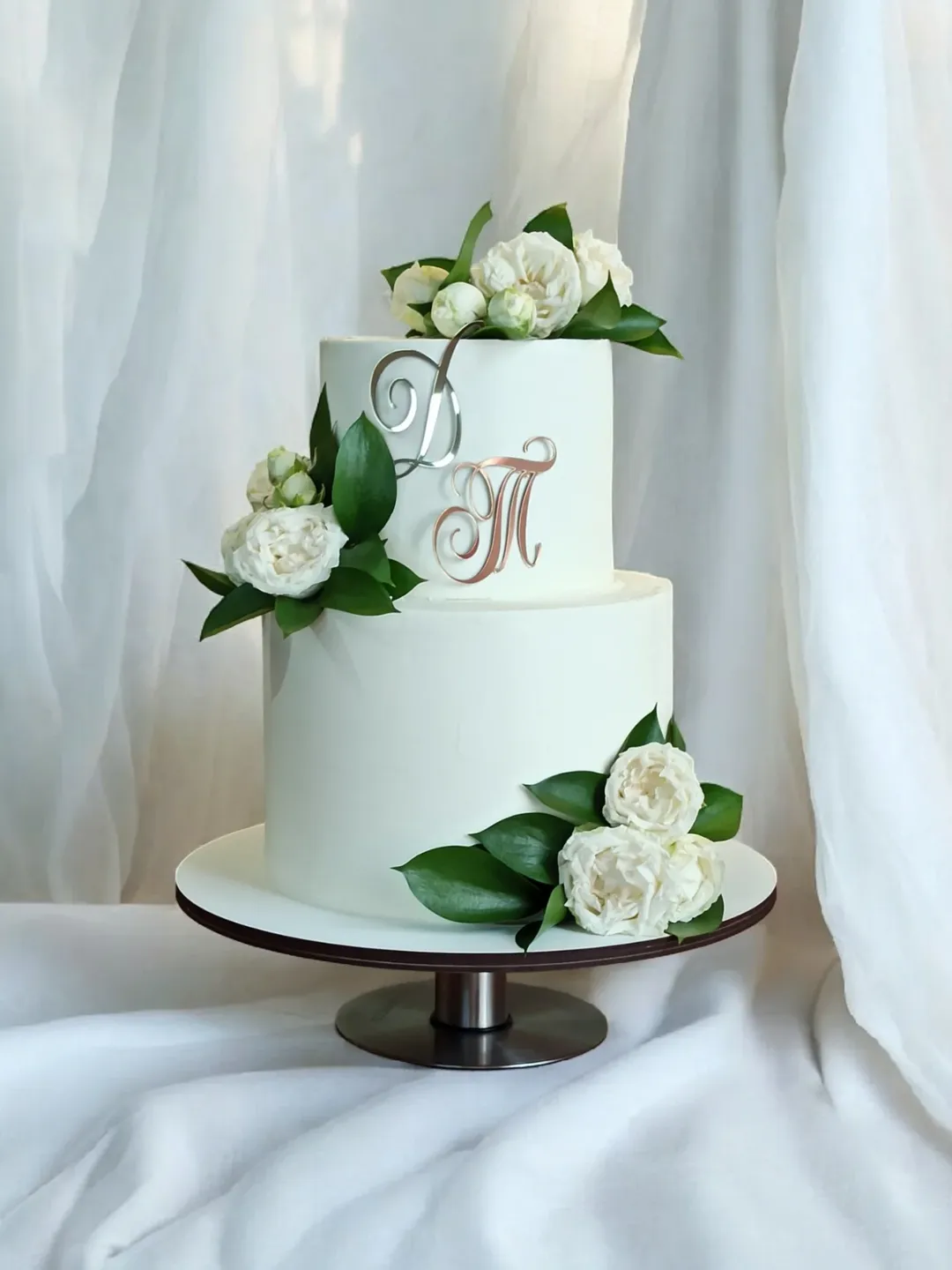 Весільний торт Кривий Ріг, торт на весілля, торт на замовлення.