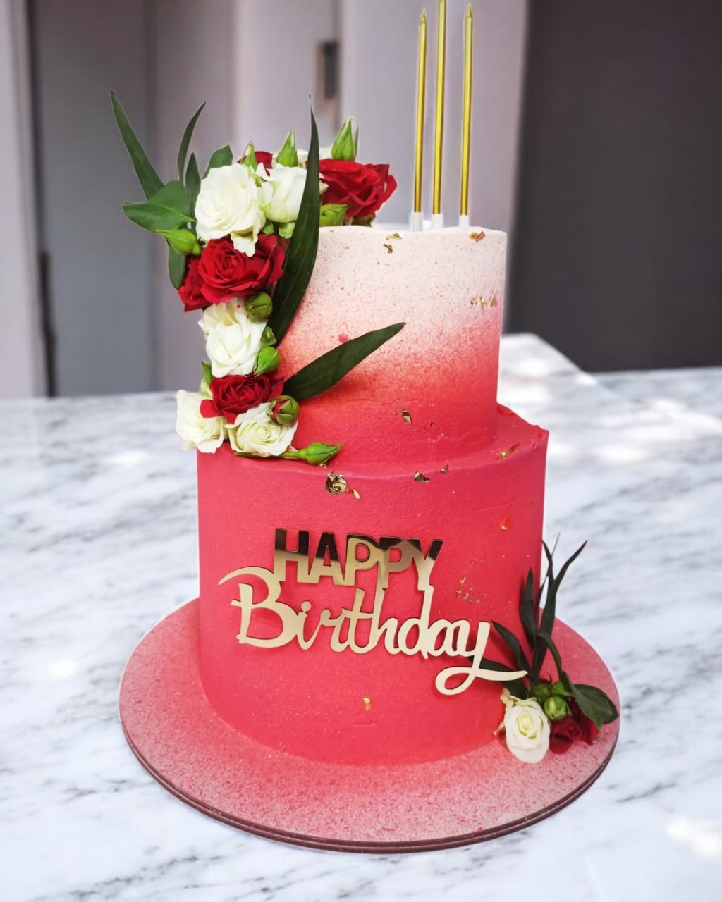 Багатоярусний торт Кривий Ріг, святковий торт, торт на замовлення.