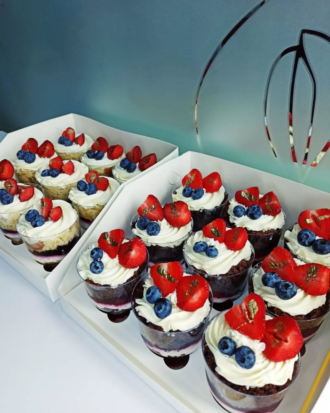 Трайфли Кривий Ріг, десерт у стаканчику, трайфли на замовлення.