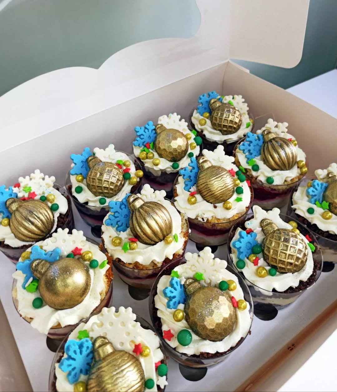 Трайфли Кривий Ріг, десерт у стаканчику, трайфли на замовлення.