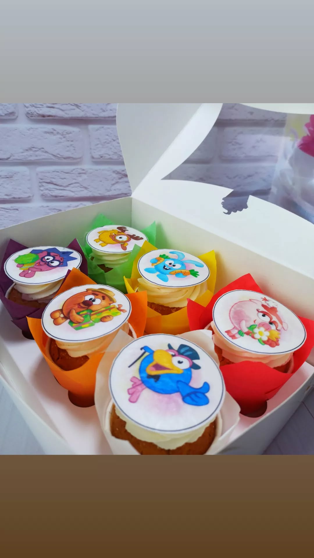 Капкейки Кривий Ріг, капкейки на замовлення, святкові десерти.